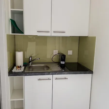 Cozy Urban In The Be31 아파트